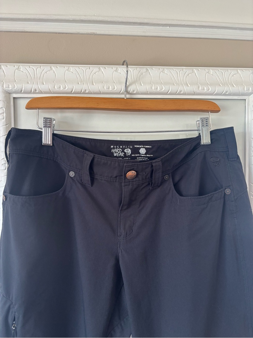 6 - Mountain Hardwear black low-rise hiking pants